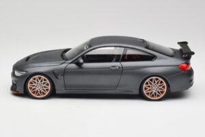 BMW M4 F82 GTS Frozen Grå Minichamps 1:18 80432411555 Metal — billede 4 af 8