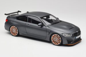 BMW M4 F82 GTS Frozen Grå Minichamps 1:18 80432411555 Metal — billede 6 af 8