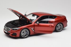 BMW M850i G15 Orange Metallic Norev 1:18 183285 Metal — billede 2 af 8