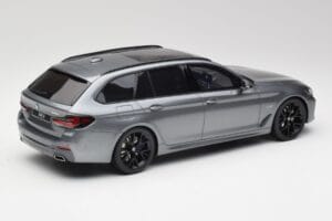 BMW G61 530e M Sport Touring Mineral Grå GT Spirit 1:18 GT485 Resin — billede 2 af 6