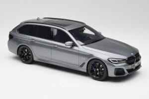 BMW G61 530e M Sport Touring Mineral Grå GT Spirit 1:18 GT485 Resin — billede 4 af 6
