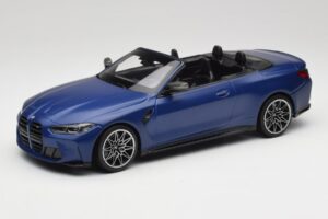 BMW M4 G82 Cabriolet Frozen Portimao Blue Minichamps 1:18 155021030 Metal