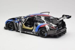 BMW M4 GT3 G82 #1 Test Version 2021 Minichamps 1:18 113222003 Metal — billede 5 af 8