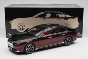 BMW i7 G70 Black & Red Metallic Minichamps 1:18 110023201 Metal — billede 8 af 8