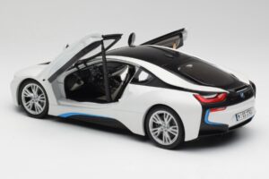 BMW i8 Crystal Hvid Paragon 1:18 80432336841 Metal — billede 5 af 8