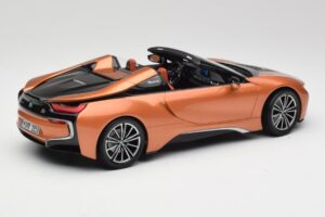 BMW i8 Roadster E-Kobber Minichamps 1:18 80432454784 Metal — billede 2 af 6