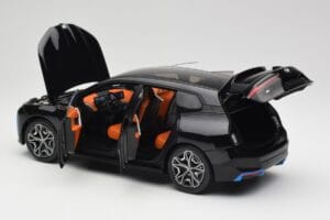 BMW iX Sapphire Black Minichamps 1:18 110023101 Metal — billede 5 af 8