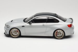 BMW M2 CS F87 Sølv med gyldne fælge Minichamps 1:18 155021028 Metal — billede 3 af 6