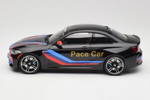 BMW M2 F87 Pace Car Minichamps 1:18 155026106 Metal — billede 3 af 6