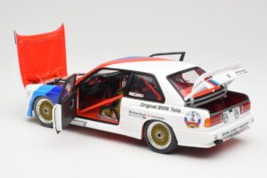 BMW M3 E30 #46 R. Ravaglia / E. Pirro WTCC Calder Park 1987 Minichamps 1:18 180872046-O Metal — billede 5 af 8