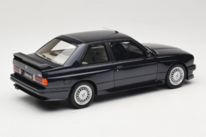 BMW M3 E30 Europameister Macau Blue Otto 1:18 OT1216 Metal — billede 2 af 6