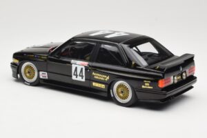 BMW M3 E30 JPS Team BMW #44 J. Richards / T. Longhurst Class Winners Bathurst 1000 1987 Minichamps 1:18 155872044 Metal — billede 5 af 6