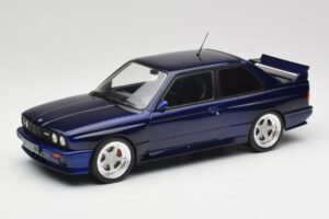 BMW M3 E30 Macau Blue IXO 1:18 18CMC122 Metal