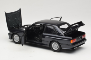 BMW M3 E30 Sport Evolution Blue Metallic Minichamps 1:18 180020308 Metal — billede 5 af 8