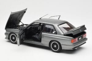 BMW M3 E30 Sport Evolution Cecotto Grå AUTOart 1:18 70567 Metal — billede 5 af 8