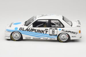 BMW M3 E30 Team Schnitzer #8 O. Manthey DTM 1988 Minichamps 1:18 155882008 Metal — billede 3 af 6