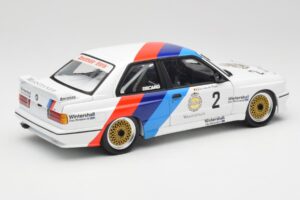 BMW M3 E30 #2 Warsteiner E. van de Poele DTM Champion 1987 Minichamps 1:18 80430396026-O Metal — billede 3 af 8