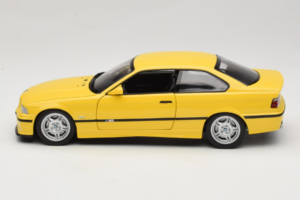 BMW M3 E36 Dakar Yellow UT Models 1:18 180022300 Metal — billede 4 af 8