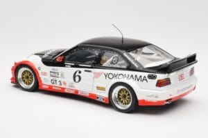 BMW M3 E36 GTR #0 B. Auberlen / M. Simo / P. Cunningham Daytona 24 Hours 1998 UT Models 1:18 39816 Metal — billede 7 af 8