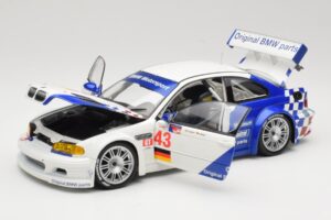BMW M3 E46 GTR #24 D. Muller / J. Muller / H.-J. Stuck ALMS 2001 Minichamps 1:18 80430139184 Metal — billede 2 af 8