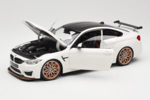 BMW M4 F82 GTS Alpine White Minichamps 1:18 110025221 Metal — billede 2 af 8