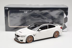 BMW M4 F82 GTS Alpine White Minichamps 1:18 110025221 Metal — billede 8 af 8