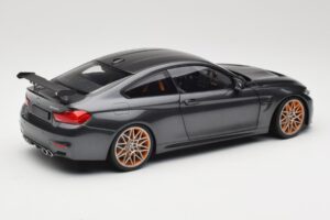 BMW M4 F82 GTS Mineral Grey Metallic Minichamps 1:18 110025222 Metal — billede 3 af 8