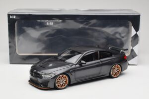 BMW M4 F82 GTS Mineral Grey Metallic Minichamps 1:18 110025222 Metal — billede 8 af 8