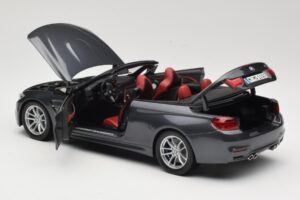 BMW M4 F83 Cabriolet Mineral Grey Paragon 1:18 80432339610 Metal — billede 5 af 8