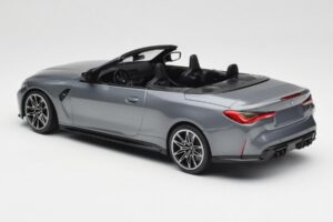 BMW M4 G82 Cabriolet Grey Metallic Minichamps 1:18 155021034 Metal — billede 5 af 6