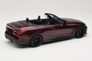 BMW M4 G83 Cabriolet Rød Metallic Minichamps 1:18 155021032 Metal — billede 2 af 6