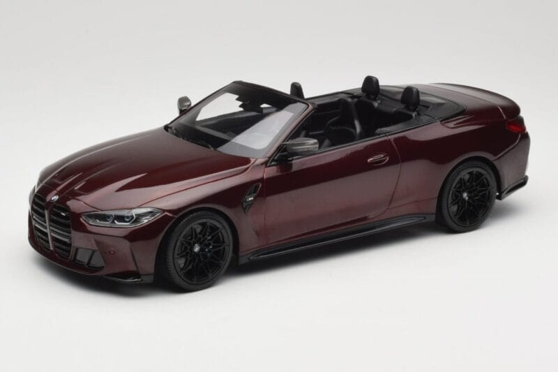 BMW M4 G83 Cabriolet Rød Metallic Minichamps 1:18 155021032 Metal