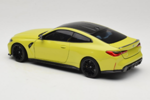 BMW M4 G82 Gul Forhandler Udgave Minichamps 1:18 80435A51949-R1 Metal — billede 8 af 10