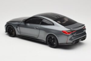 BMW M4 G82 Grå Metallic Minichamps 1:18 113020124 Metal — billede 5 af 8