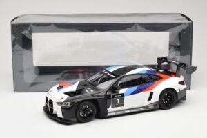BMW M4 G82 GT3 Presentation 2021 Minichamps 1:18 80435A5D002 Metal — billede 8 af 8