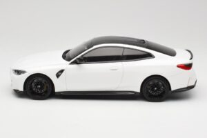 BMW M4 G82 Hvid Minichamps 1:18 155020122 Metal — billede 3 af 6