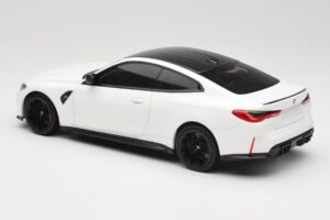 BMW M4 G82 Hvid Minichamps 1:18 155020122 Metal — billede 5 af 6