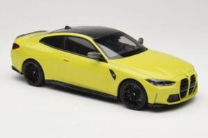 BMW M4 G82 Gul Minichamps 1:18 155020120 Metal — billede 4 af 6