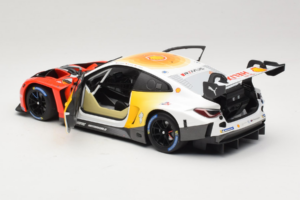 BMW M4 GT3 #72 D. Harper / M. Hesse / C. Weerts BMW M Team RMG 24 Hours of Nurburgring 2024 Minichamps 1:18 113242072 Metal — billede 5 af 8
