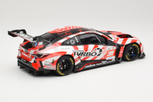 BMW M4 GT3 LMGT3 #31 D. Leung / S. Gelael / A. Farfus Team WRT 2nd Place 24 Hours of Le Mans 2024 Minichamps 1:18 113242431 M — billede 3 af 8