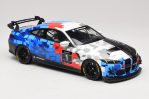 BMW M4 GT4 #1 Presentation 2024 Otto 1:18 OT1125 Resin — billede 4 af 6
