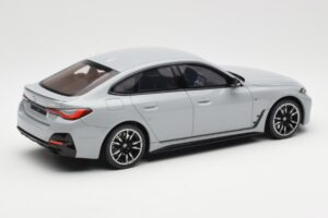 BMW M440i G26 Gran Coupe Brooklyn Grå Metallic Otto 1:18 OT454 Resin — billede 2 af 6