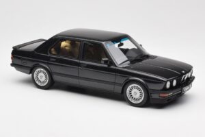 BMW M5 E28 Diamond Sort Otto 1:18 OT184 Resin — billede 4 af 6