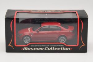 BMW M5 E60 Rød Kyosho 1:43 03503R Metal — billede 4 af 4