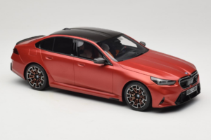 BMW M5 G90 Beach Orange GT Spirit 1:18 GT966 Resin — billede 4 af 6