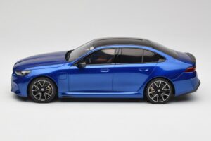 BMW M5 G90 Marina Bay Blue Metallic GT Spirit 1:18 GT507 Resin — billede 3 af 6
