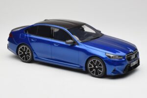 BMW M5 G90 Marina Bay Blue Metallic GT Spirit 1:18 GT507 Resin — billede 4 af 6
