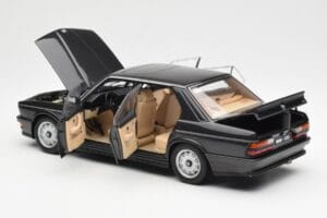 BMW M535i E28 Diamond Sort AUTOart 1:18 75162 Metal — billede 5 af 8