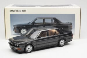 BMW M535i E28 Diamond Sort AUTOart 1:18 75162 Metal — billede 8 af 8