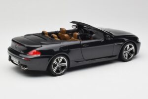 BMW M6 E64 Cabriolet Sapphire Black Kyosho 1:18 80430417424 Metal — billede 4 af 9